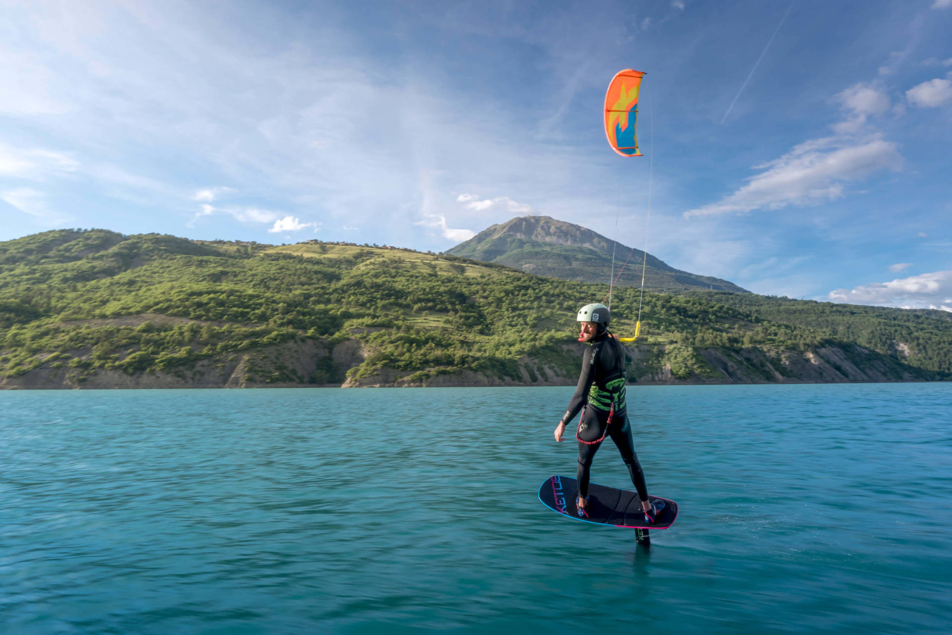 Ecole de kitesurf Lac de Serre Ponçon One Launch Kiteboarding
